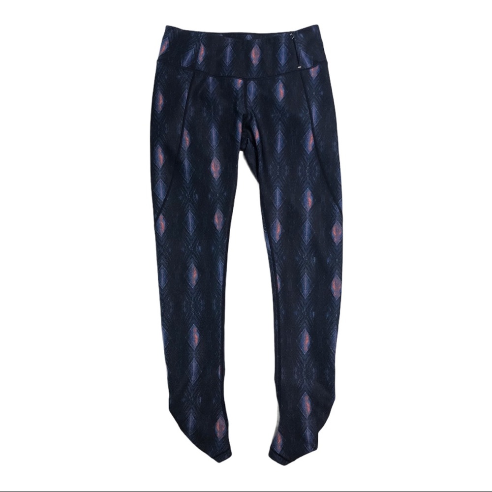 CALIA Essential Printed Tight Fit Capri 1260 - Picture 2 of 6